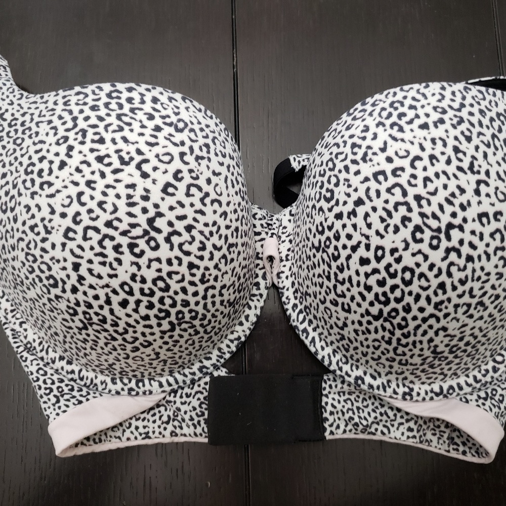 Body by Victoria Perfect Shape Push Up 32DDD/F